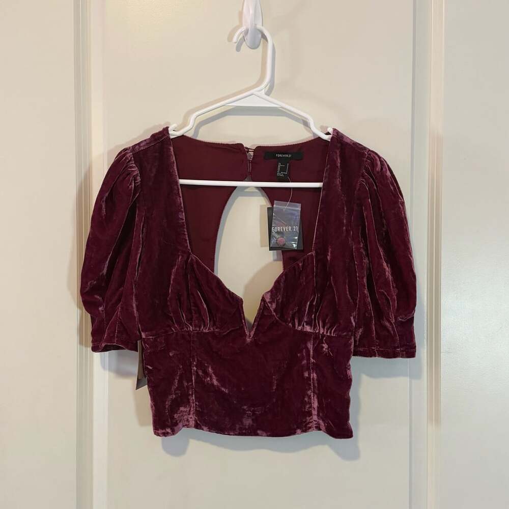 Forever 21 Plum Crushed Velvet Puff Sleeve Crop Top NWT
